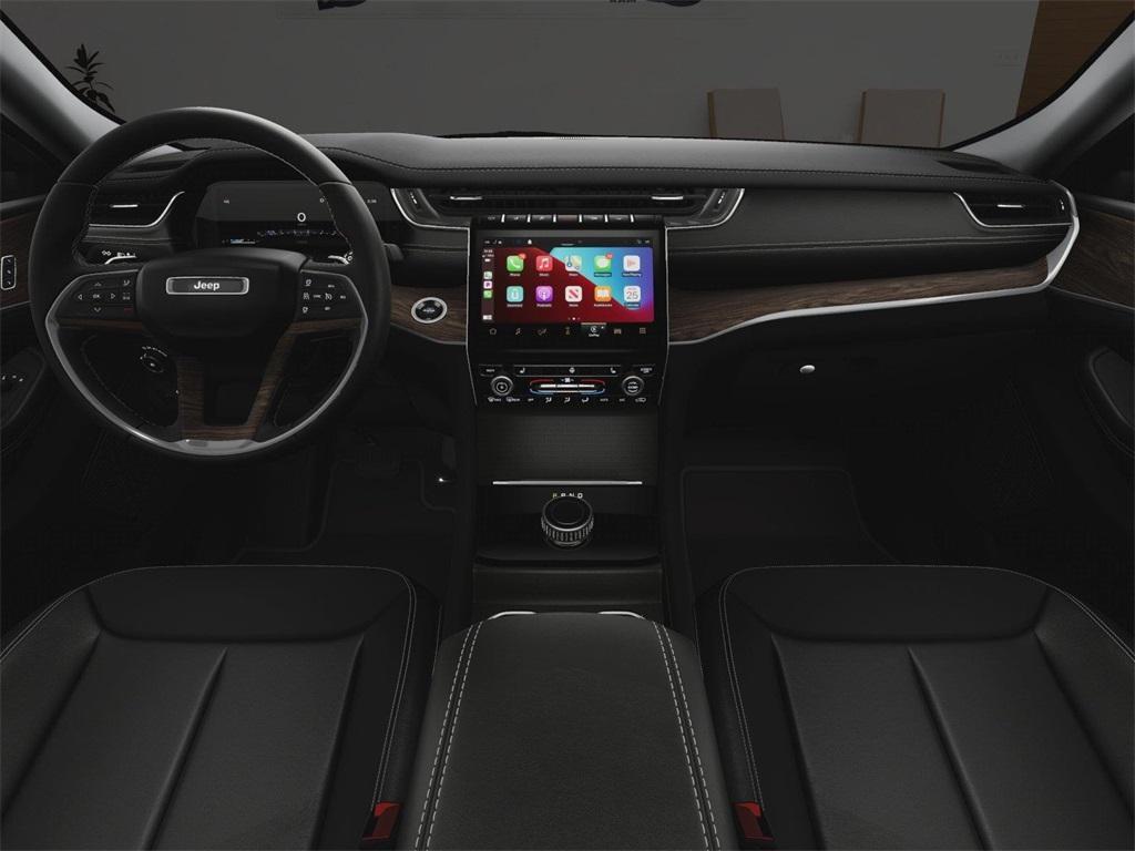 new 2025 Jeep Grand Cherokee car, priced at $38,495