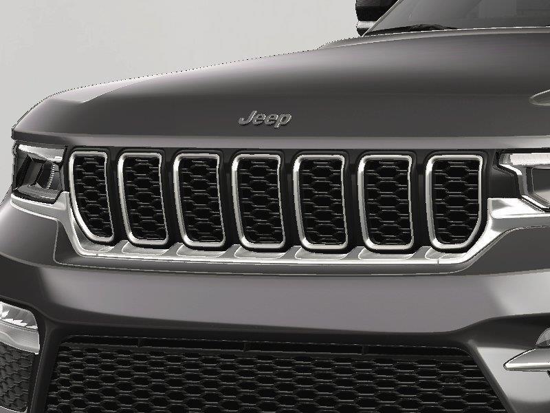 new 2025 Jeep Grand Cherokee car, priced at $38,495