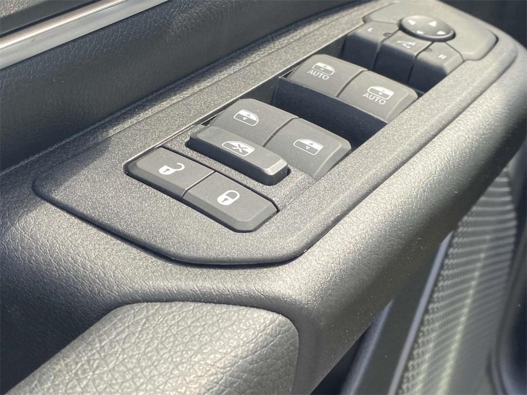new 2025 Ram 1500 car, priced at $43,995
