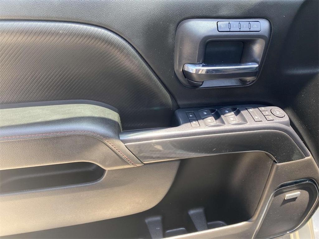 used 2015 GMC Sierra 1500 car, priced at $23,595