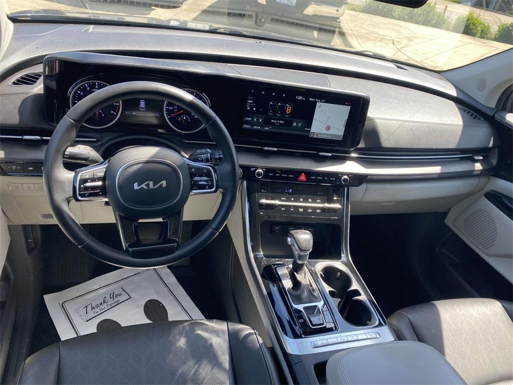 used 2022 Kia Carnival car, priced at $26,995