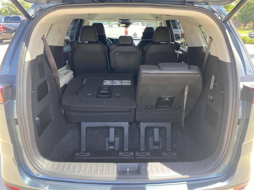 used 2022 Kia Carnival car, priced at $26,995