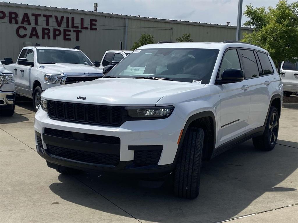 new 2025 Jeep Grand Cherokee L car, priced at $39,995