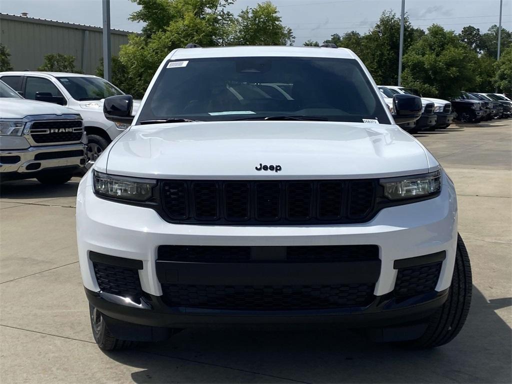 new 2025 Jeep Grand Cherokee L car, priced at $39,995