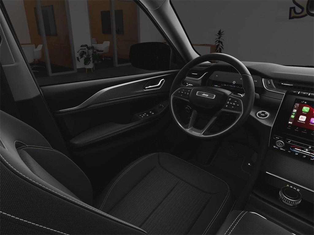 new 2025 Jeep Grand Cherokee car, priced at $39,510