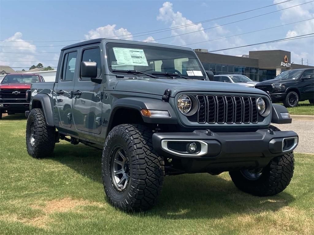 new 2025 Jeep Gladiator car, priced at $42,495