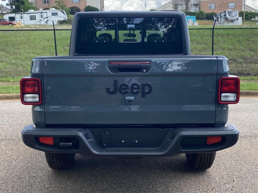 new 2025 Jeep Gladiator car, priced at $35,995