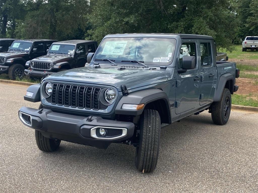 new 2025 Jeep Gladiator car, priced at $35,995