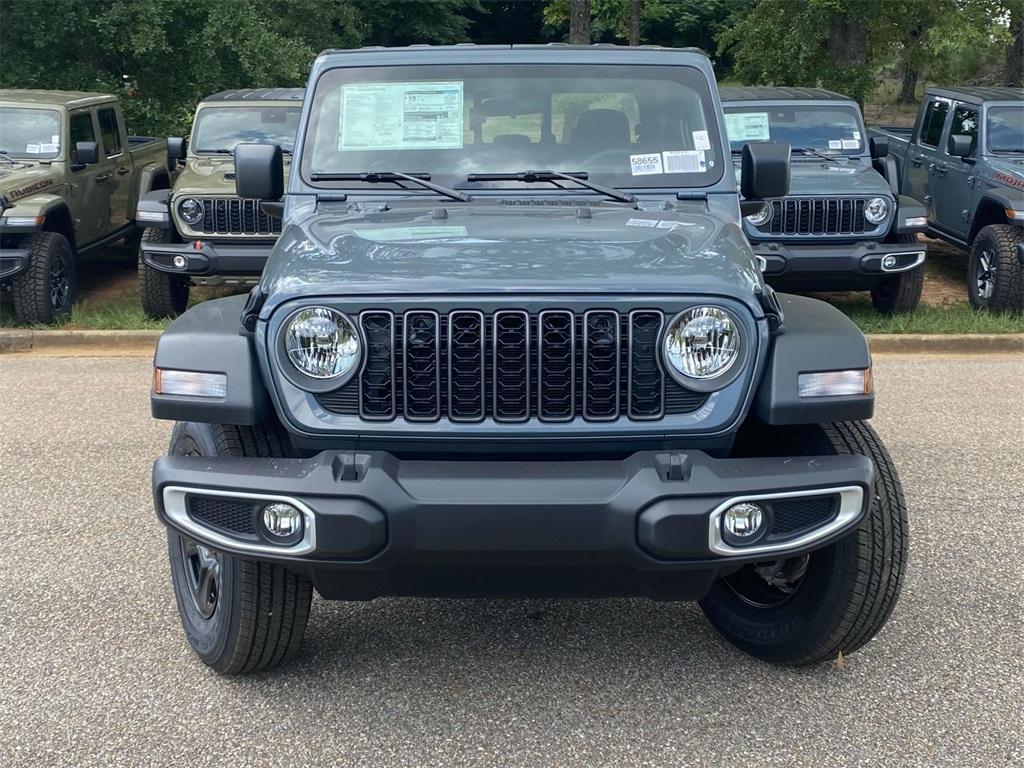 new 2025 Jeep Gladiator car, priced at $35,995