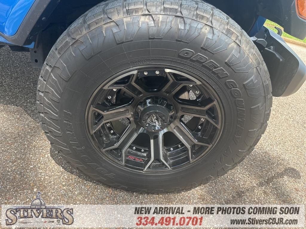 used 2023 Jeep Gladiator car, priced at $34,995
