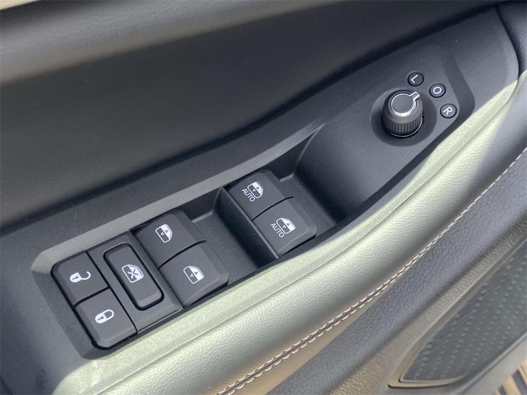 new 2025 Jeep Grand Cherokee car, priced at $40,495