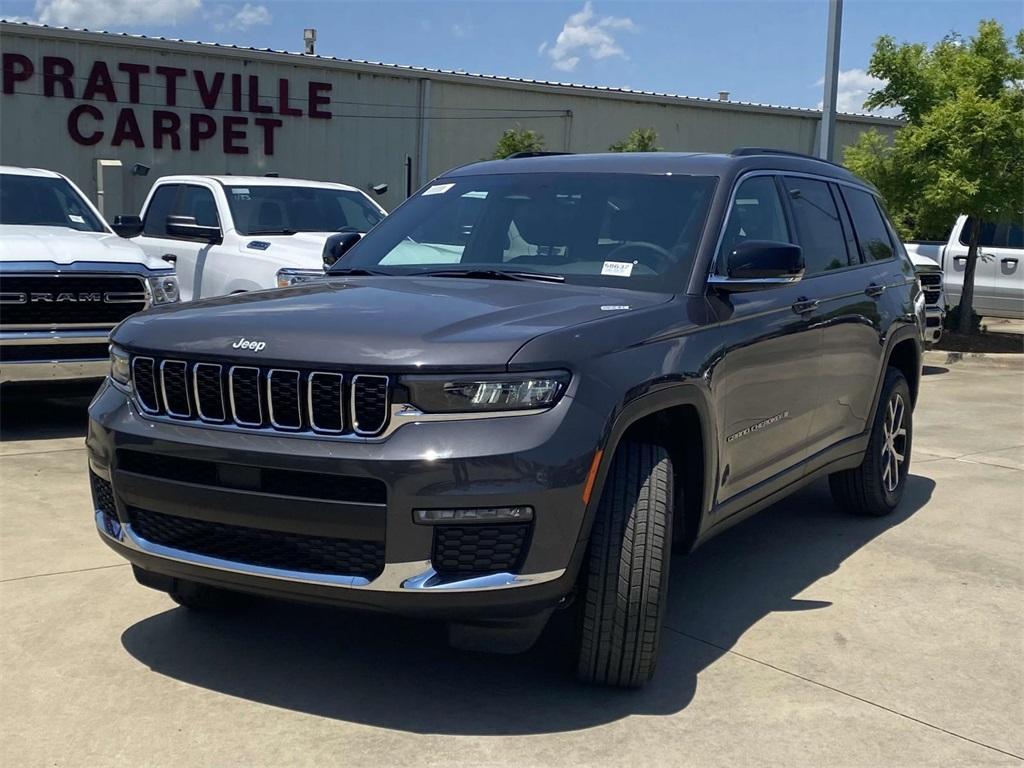 new 2025 Jeep Grand Cherokee L car, priced at $41,995