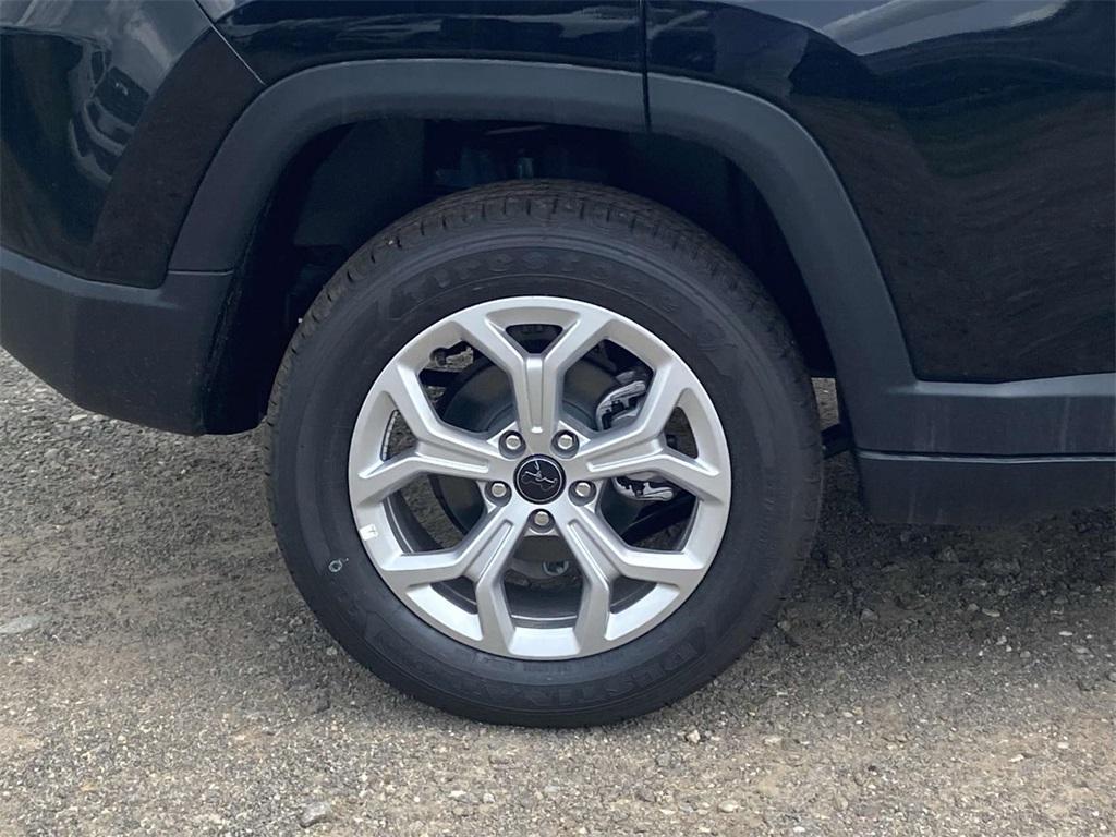 new 2025 Jeep Compass car, priced at $29,260