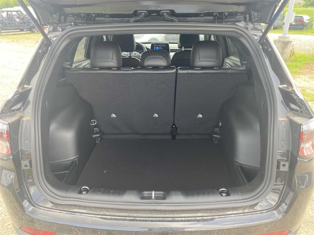 new 2025 Jeep Compass car, priced at $29,260