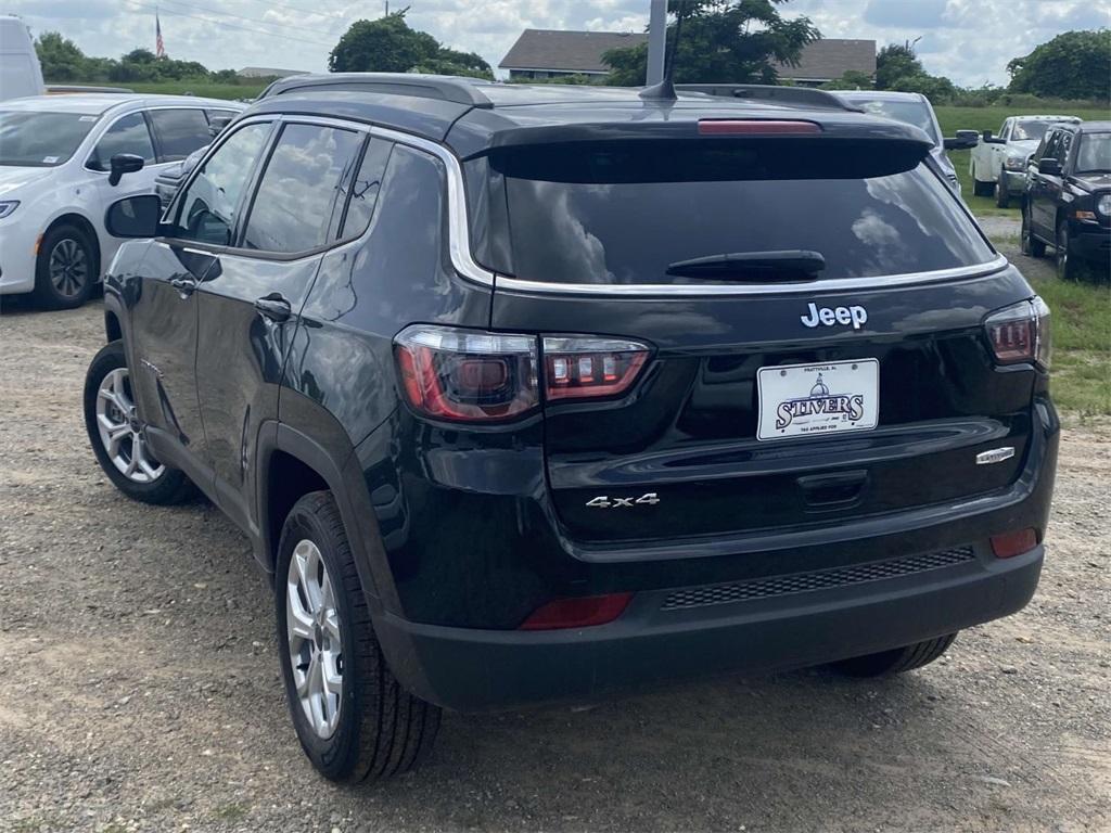 new 2025 Jeep Compass car, priced at $29,260