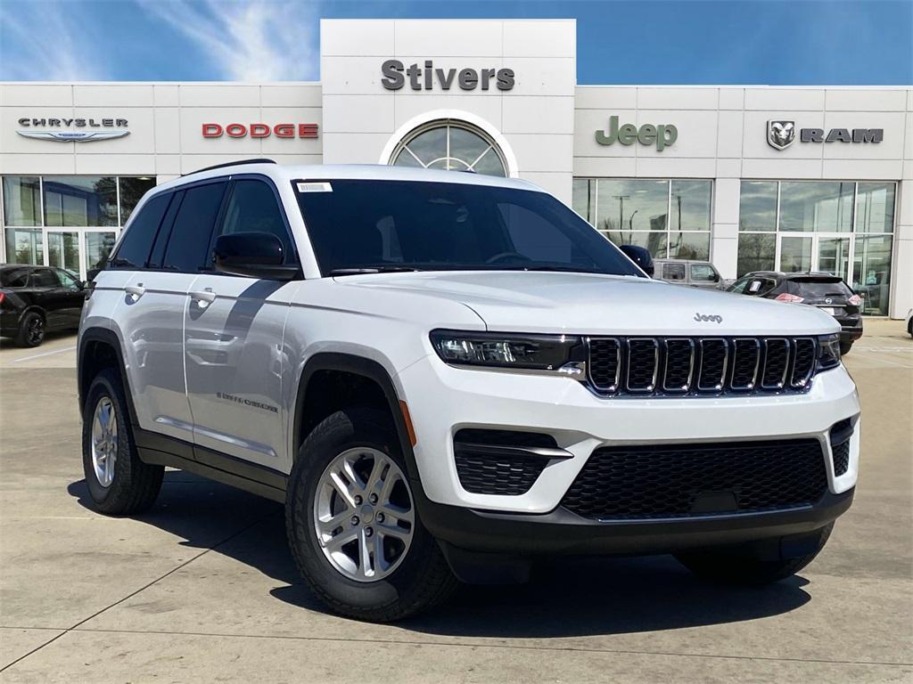new 2025 Jeep Grand Cherokee car, priced at $31,795