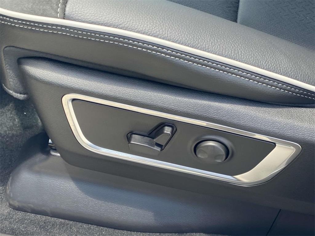 new 2025 Ram 1500 car, priced at $55,555