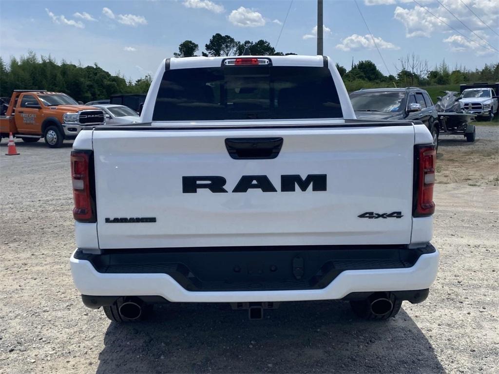 new 2025 Ram 1500 car, priced at $55,555