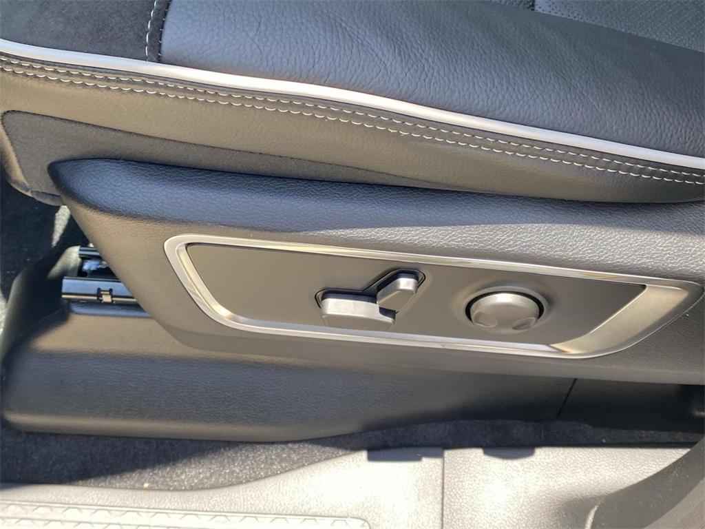 new 2025 Ram 1500 car, priced at $57,995