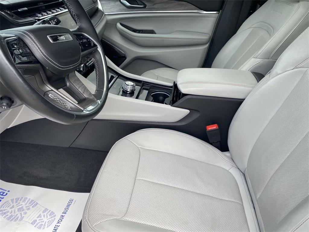 used 2022 Jeep Grand Cherokee L car, priced at $29,495