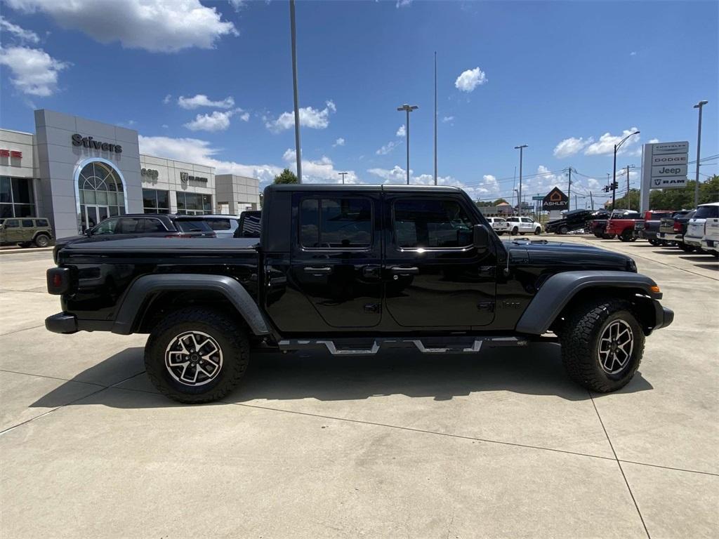 used 2020 Jeep Gladiator car, priced at $27,995
