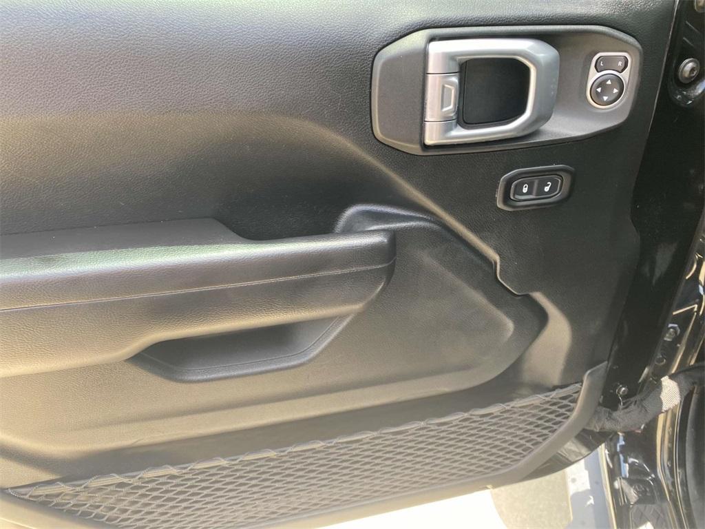 used 2020 Jeep Gladiator car, priced at $27,995
