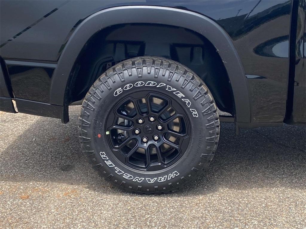 new 2025 Ram 1500 car, priced at $52,595