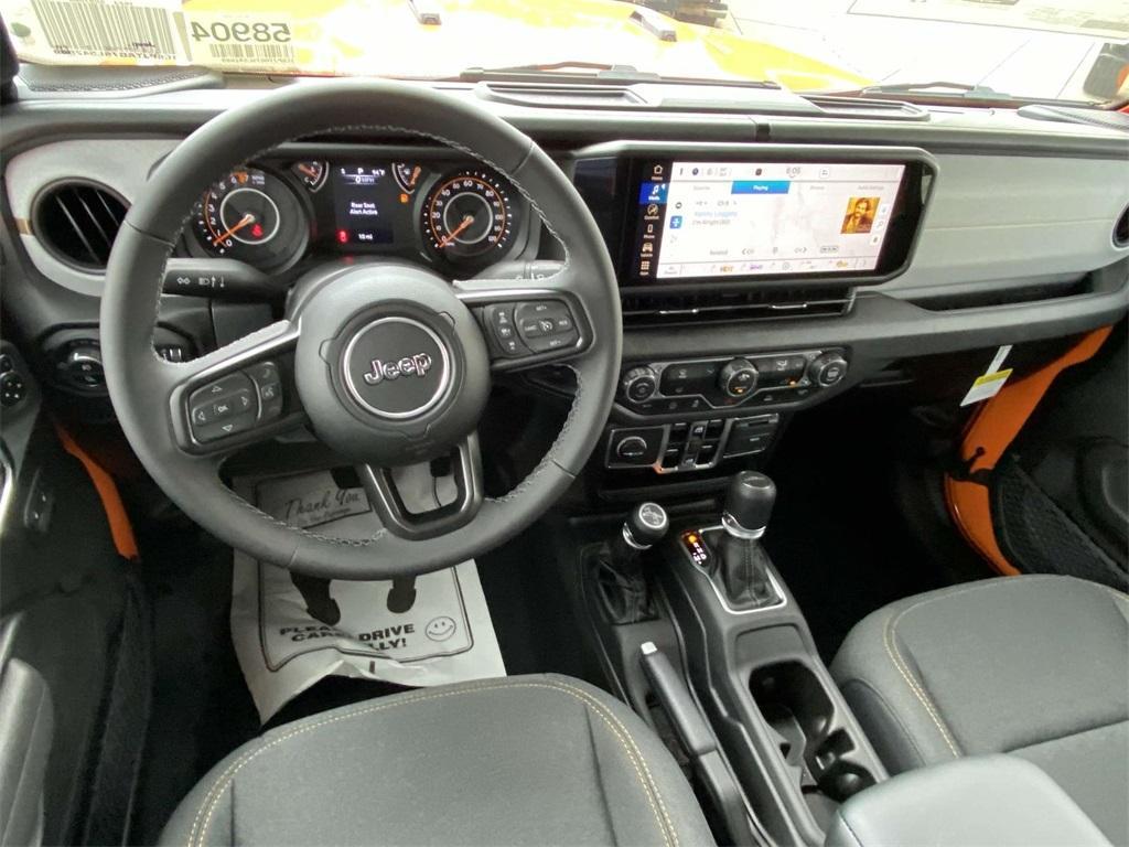 new 2025 Jeep Gladiator car, priced at $39,995