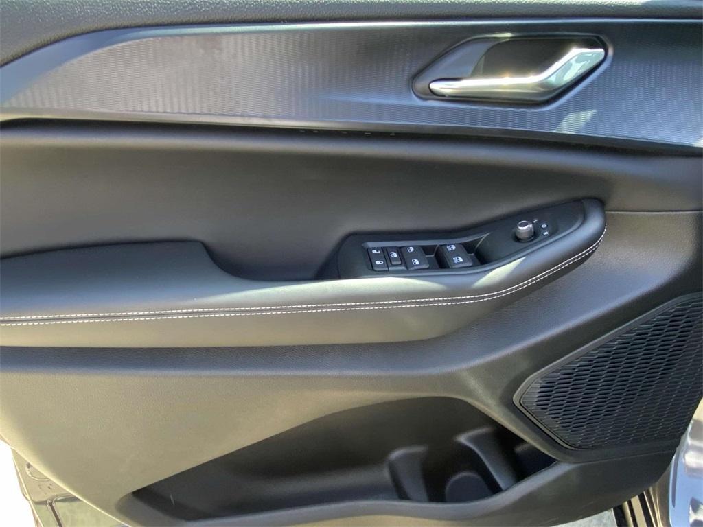 new 2025 Jeep Grand Cherokee L car, priced at $35,995