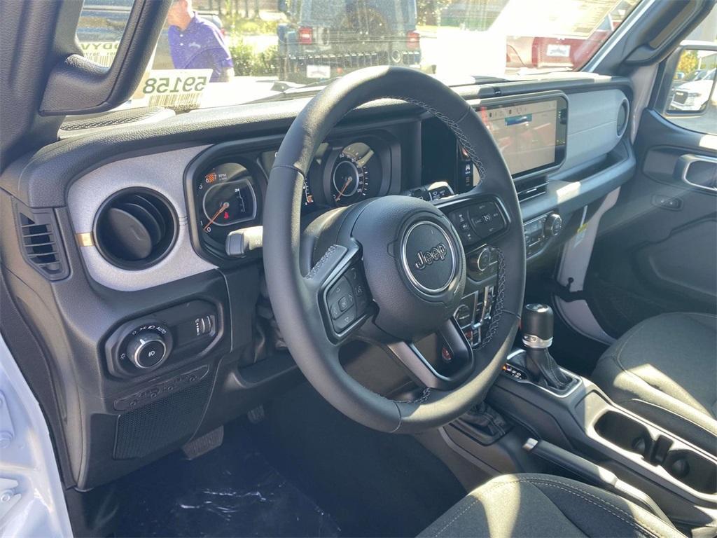 new 2025 Jeep Wrangler car, priced at $49,175