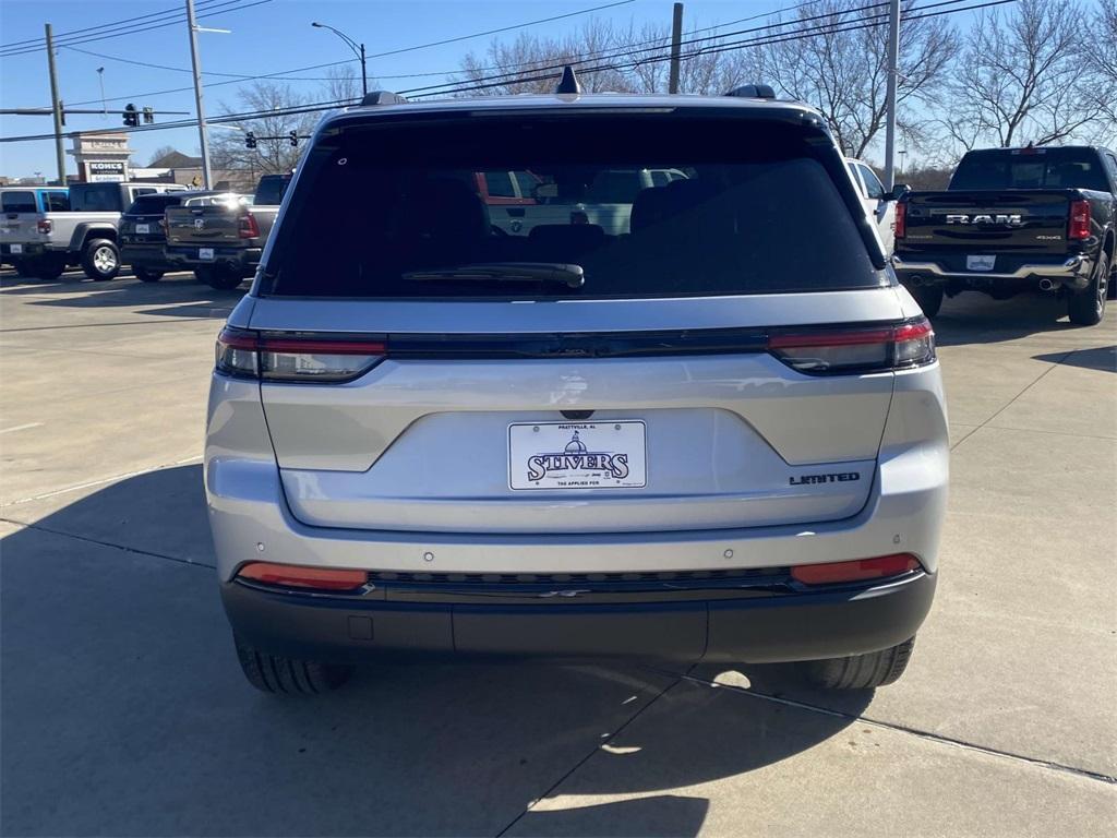 new 2025 Jeep Grand Cherokee car, priced at $37,381