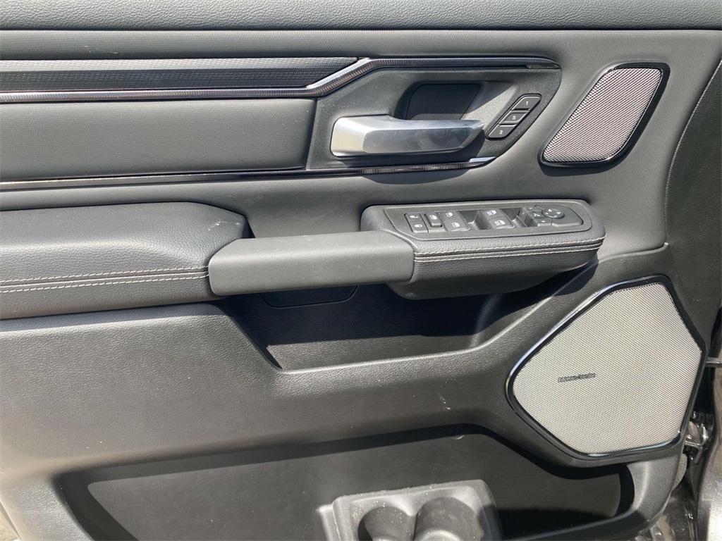 new 2025 Ram 1500 car, priced at $59,995