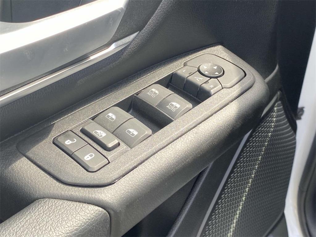 new 2025 Ram 1500 car, priced at $43,995