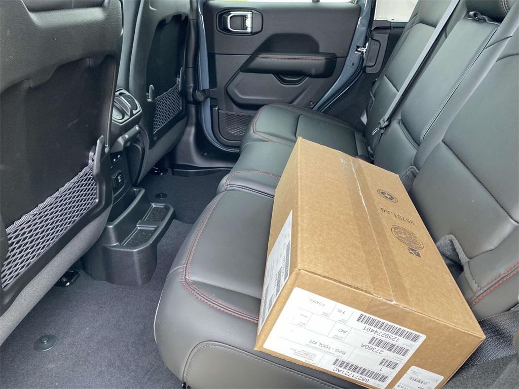 new 2025 Jeep Wrangler car, priced at $55,995