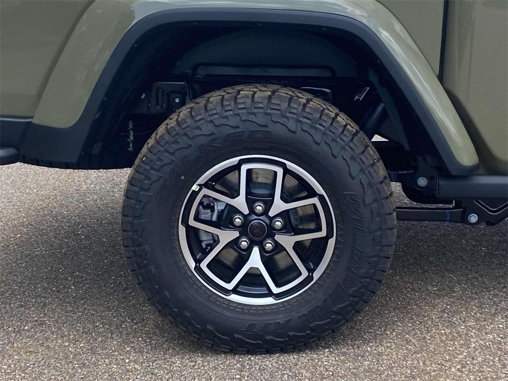 new 2025 Jeep Gladiator car, priced at $46,995