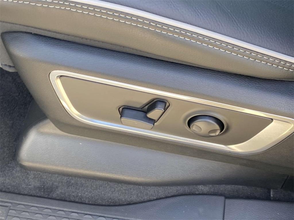 new 2025 Ram 1500 car, priced at $57,995
