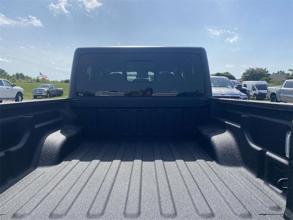 new 2025 Jeep Gladiator car, priced at $44,995