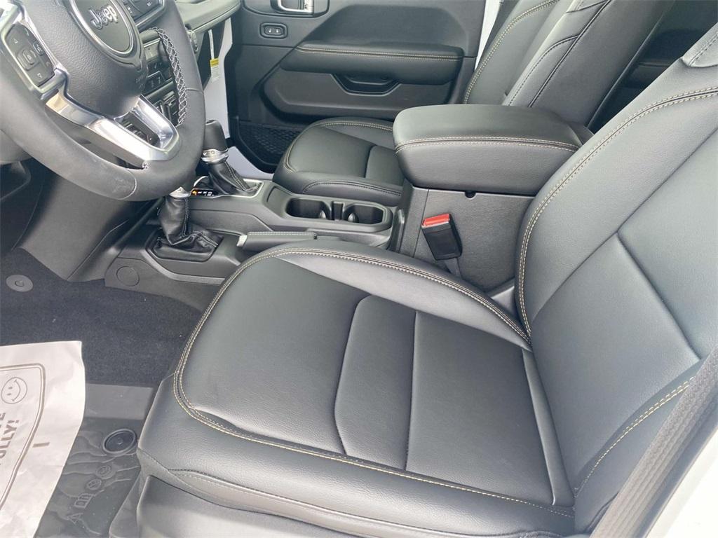 new 2025 Jeep Wrangler car, priced at $49,425
