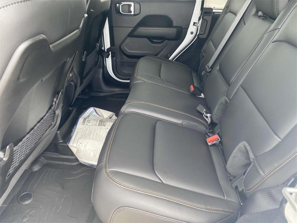 new 2025 Jeep Wrangler car, priced at $49,425