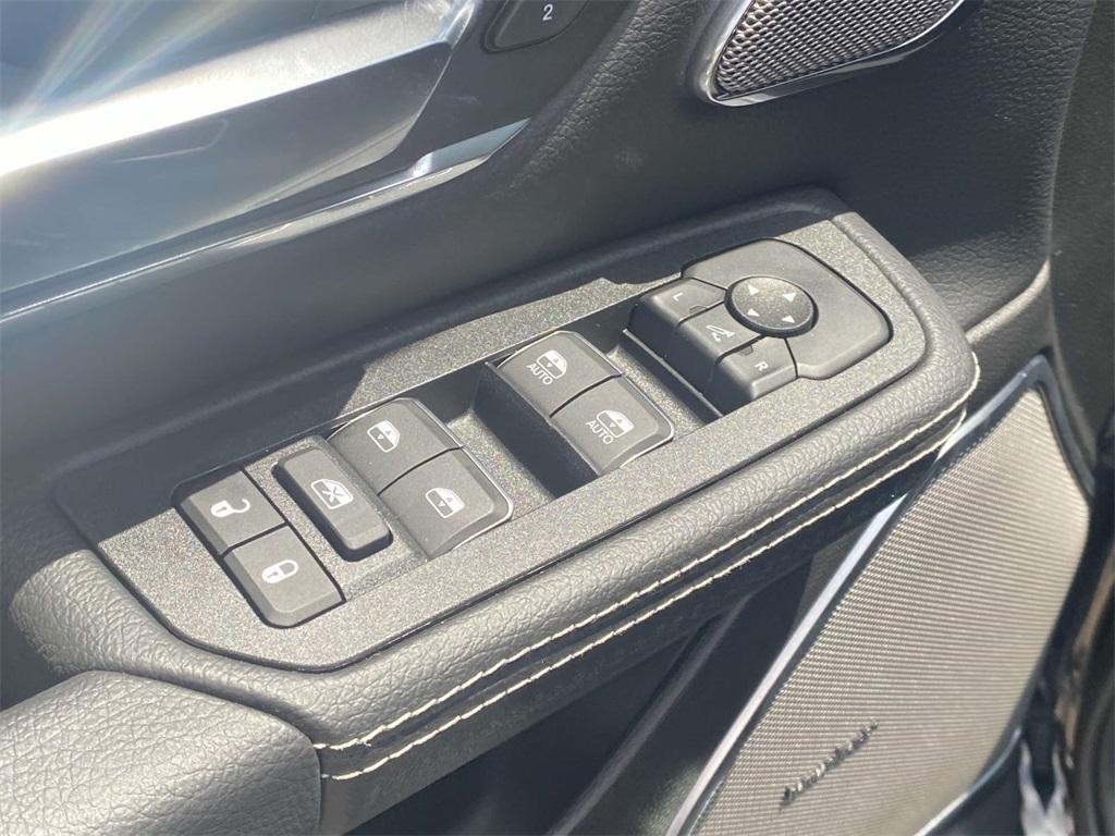 new 2025 Ram 1500 car, priced at $59,995