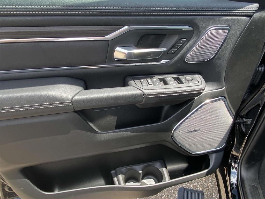 new 2025 Ram 1500 car, priced at $59,995
