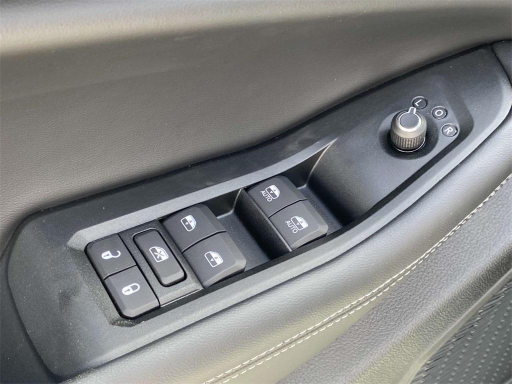 new 2025 Jeep Grand Cherokee L car, priced at $39,995