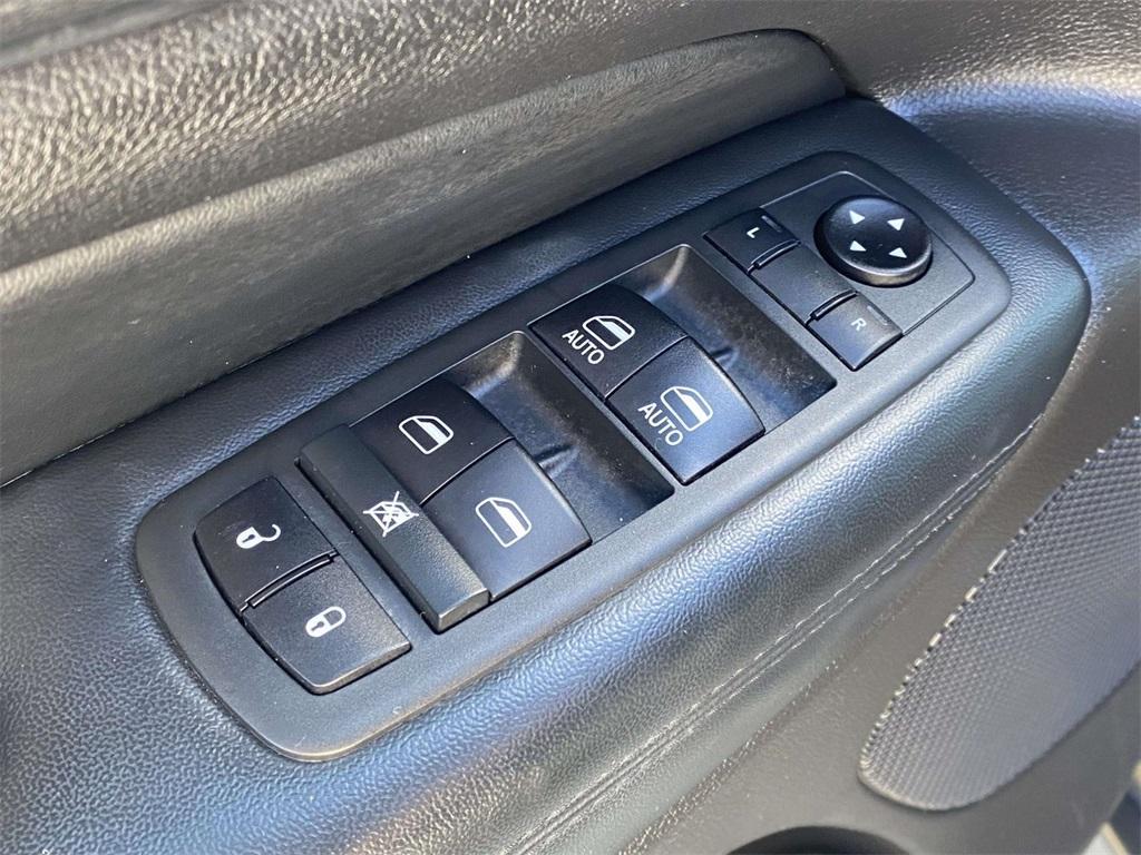 used 2020 Jeep Grand Cherokee car, priced at $17,695