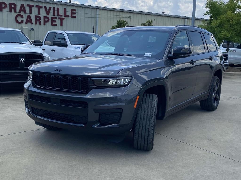 new 2025 Jeep Grand Cherokee L car, priced at $42,495
