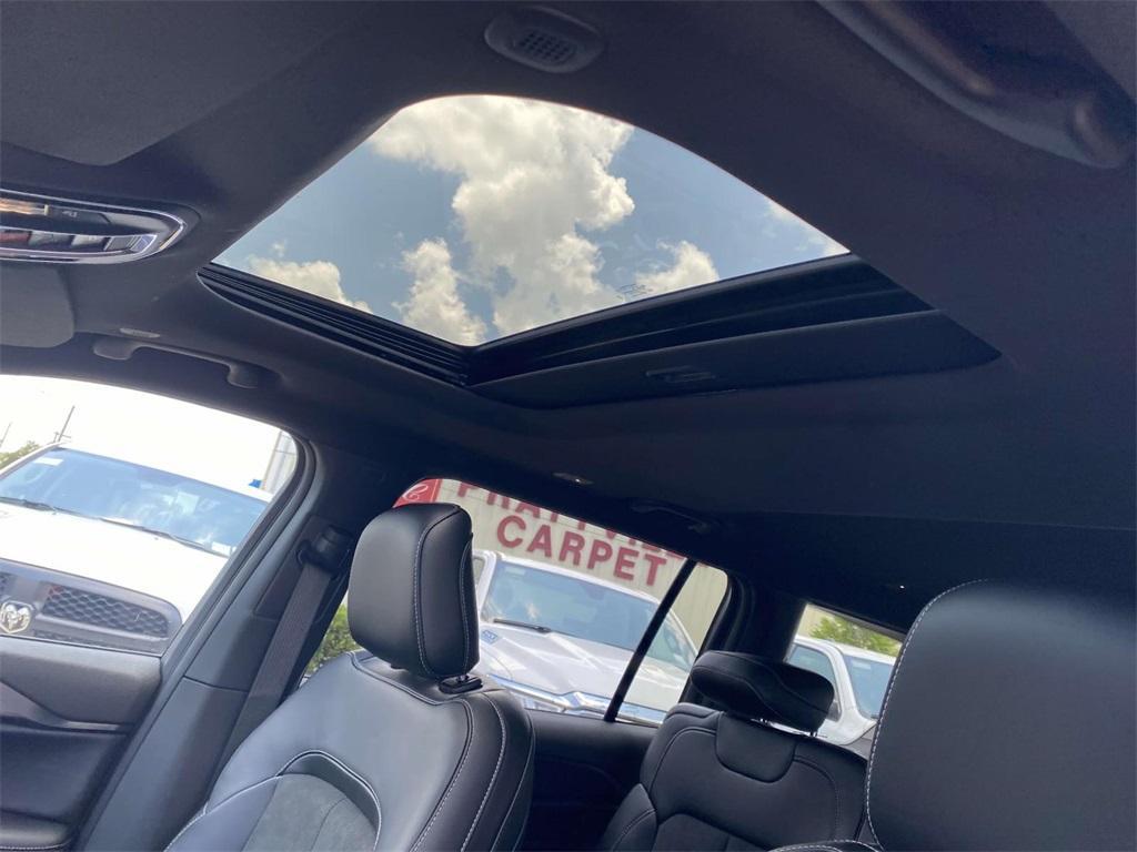 new 2025 Jeep Grand Cherokee L car, priced at $42,495