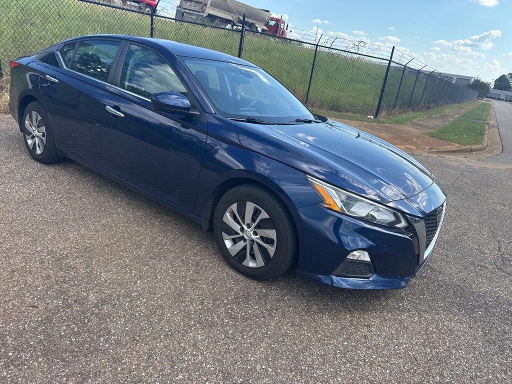 used 2021 Nissan Altima car, priced at $17,995