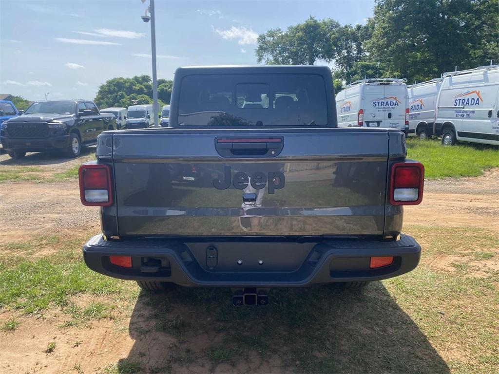 new 2025 Jeep Gladiator car, priced at $46,995