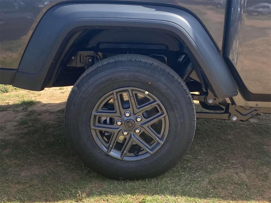 new 2025 Jeep Gladiator car, priced at $46,995