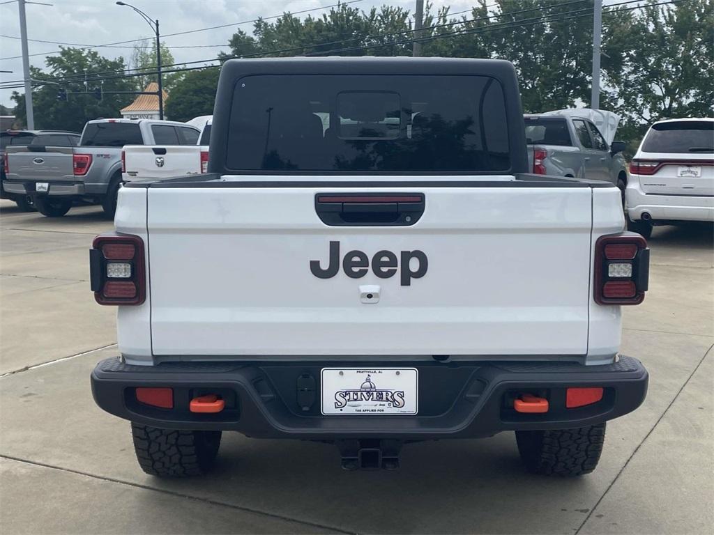 new 2025 Jeep Gladiator car, priced at $46,995