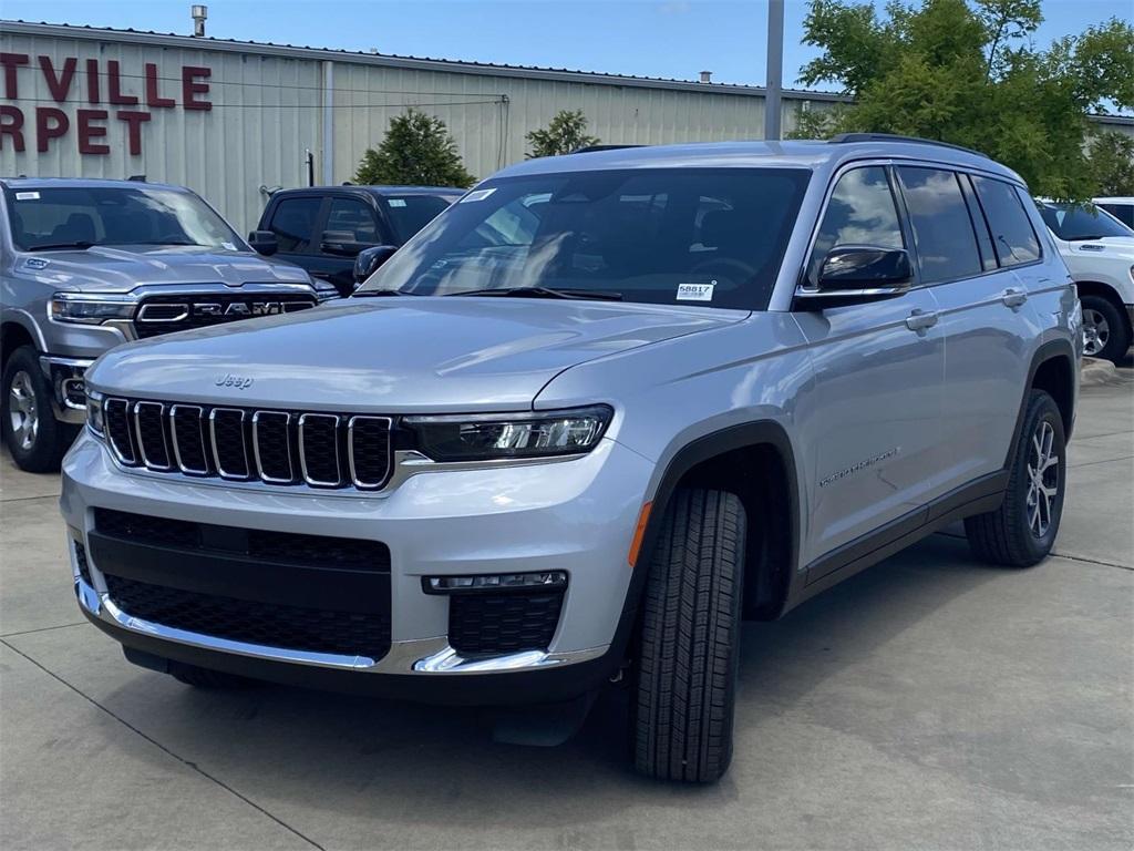 new 2025 Jeep Grand Cherokee L car, priced at $44,495